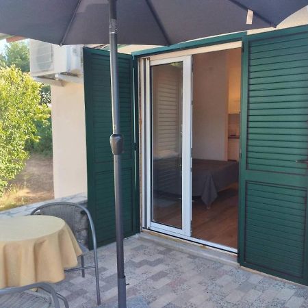 פרמנטורה Apartmani Luni מראה חיצוני תמונה