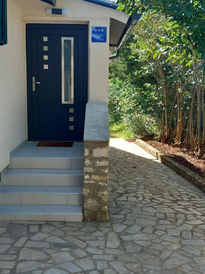 פרמנטורה Apartmani Luni מראה חיצוני תמונה